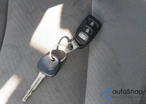 2013 Hyundai Elantra Gls/Limited из США, поврежденный, VIN 5NPDH4AE9DH277914